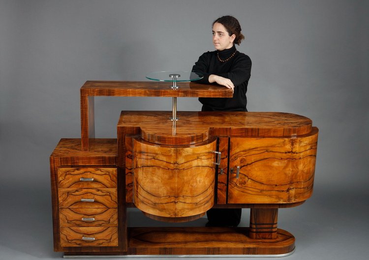 LARGE ART DECO BAR CABINET IN WALNUT VENEER