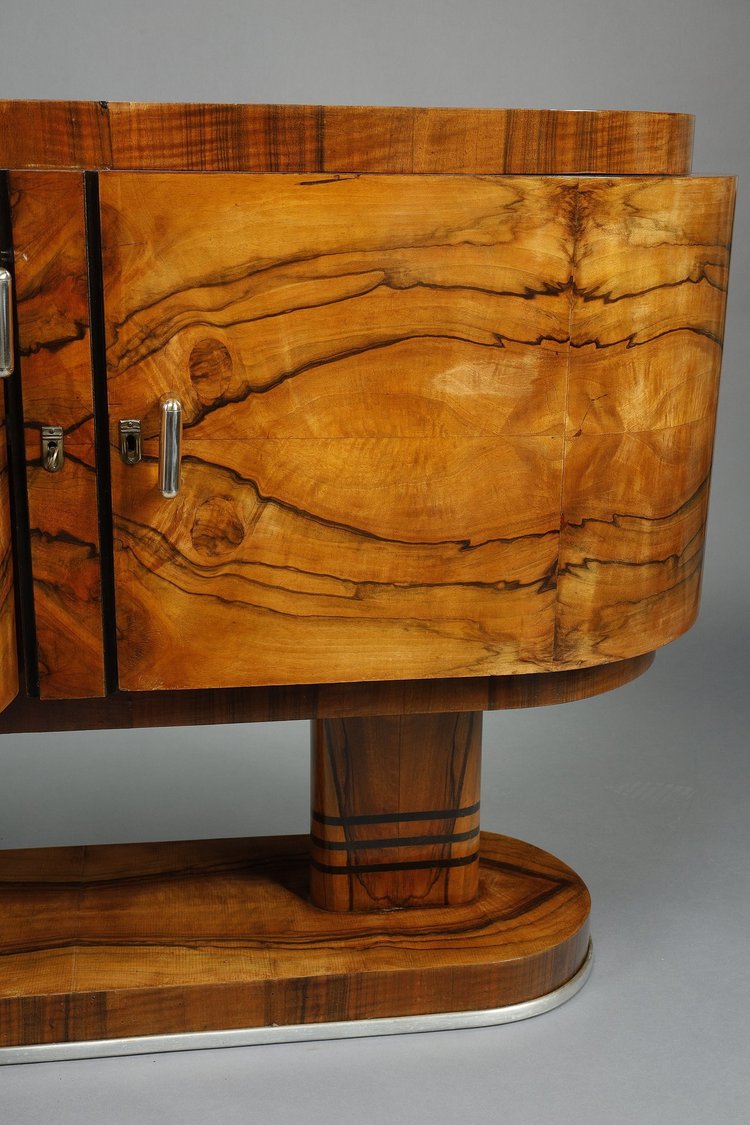 LARGE ART DECO BAR CABINET IN WALNUT VENEER