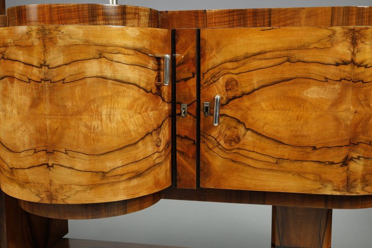 LARGE ART DECO BAR CABINET IN WALNUT VENEER