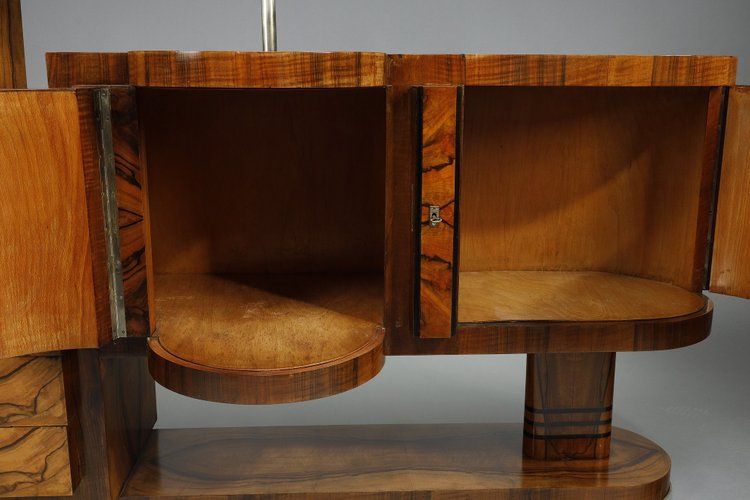 LARGE ART DECO BAR CABINET IN WALNUT VENEER