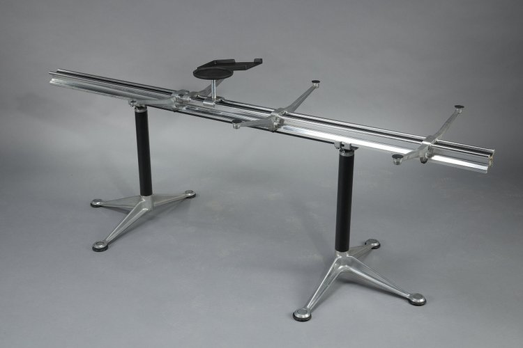 IMPORTANT DESK BY BRUCE BURDICK (1933-2021) FOR HERMAN MILLER EDITEUR