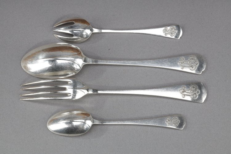 FLATWARE SILVER IN AN OAK CASE BY ALFONSE DEBAIN GOLDSMITH IN PARIS