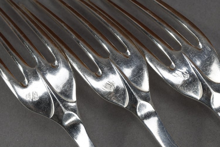 FLATWARE SILVER IN AN OAK CASE BY ALFONSE DEBAIN GOLDSMITH IN PARIS