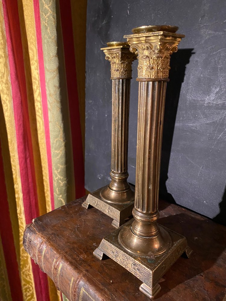  Very nice Pair of Corinthian column candlesticks in late 18th century bronze in the Louis XVI style