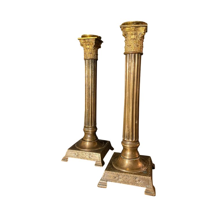  Very nice Pair of Corinthian column candlesticks in late 18th century bronze in the Louis XVI style