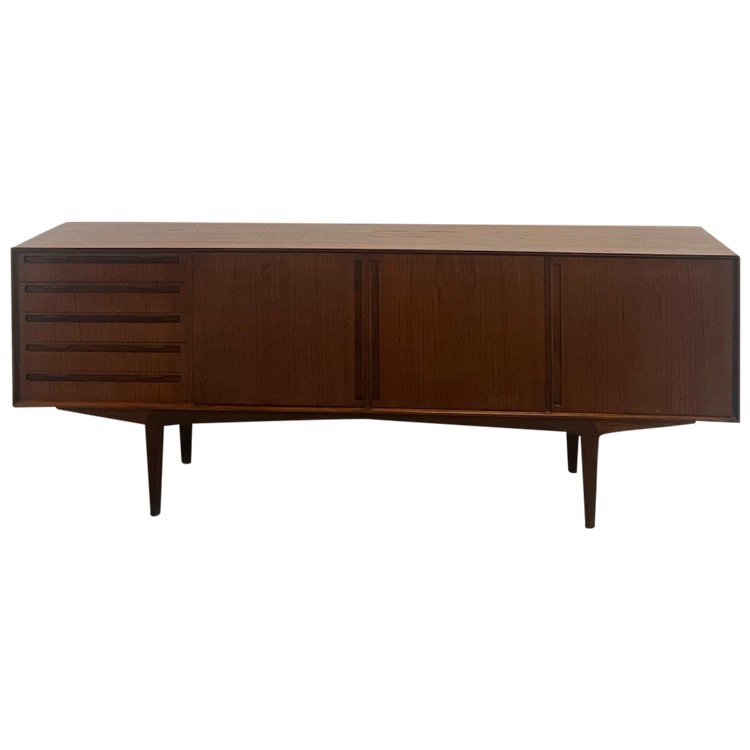 Enfilade scandinave des années 70