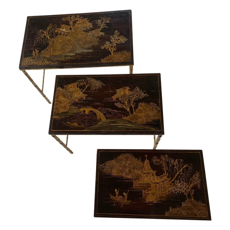 1950′ Série De 3 Tables Gigognes Maison Baguès En Bronze Doré Et Patiné , 3 Plateaux Laque de chine