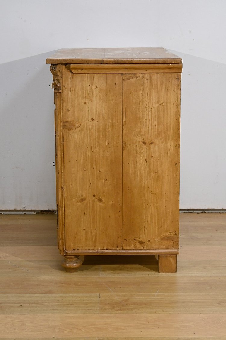 Credenza in pino - Inizio XX secolo