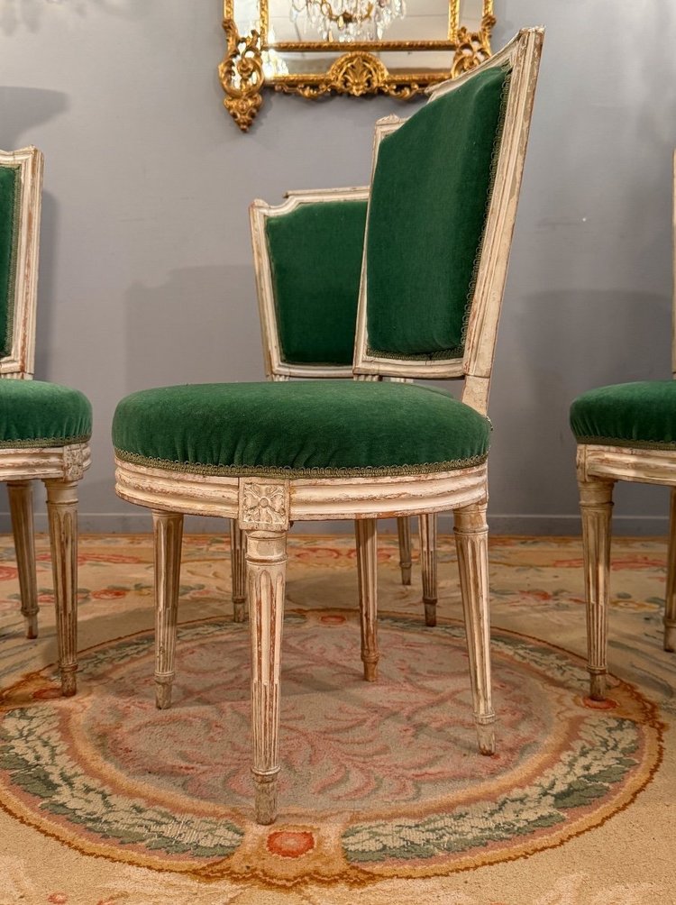 Paul François Jean, Suite De Cinq Chaises En Bois Laque Estampillée d'Epoque Louis XVI