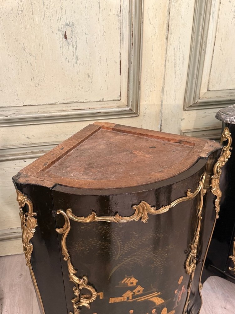 Pair of Louis XV Period Chinese Lacquer Corner Chests About 1750