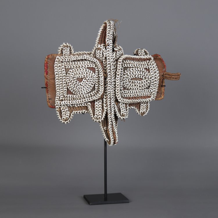 Knee brace - Papua New Guinea