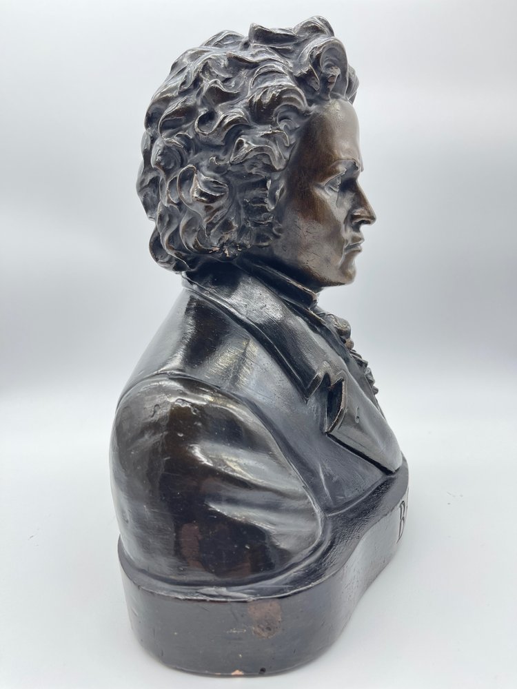 Große Büste von Beethoven aus Terrakotta mit Bronzepatina