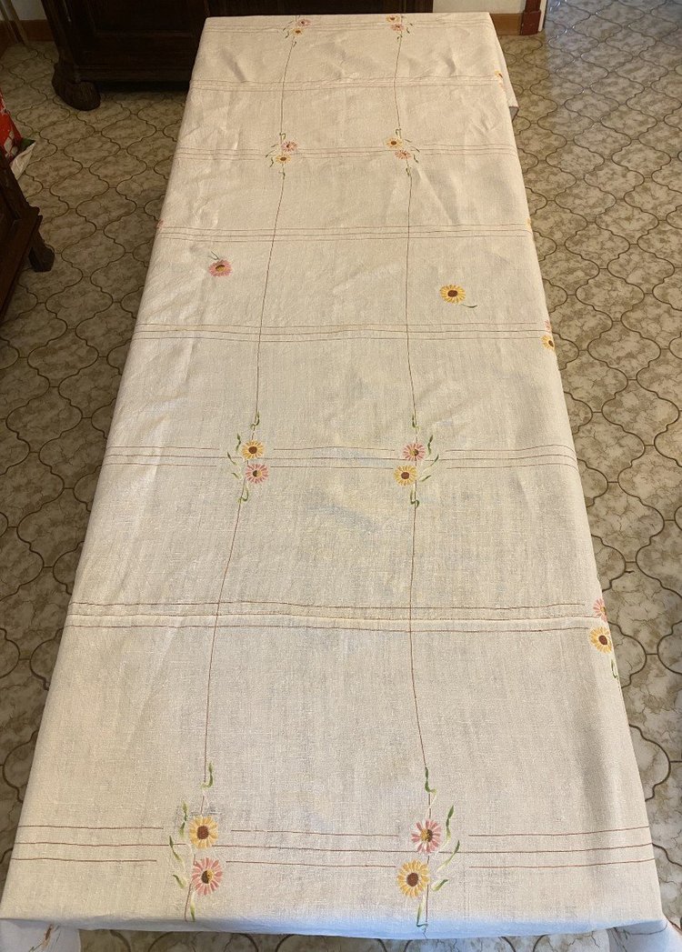 Large Linen Tablecloth Embroidered with Flower Decor XIX ème