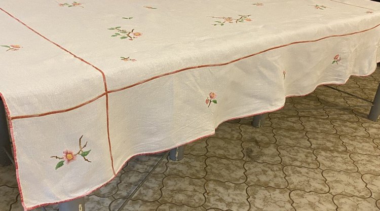 Linen Tablecloth Embroidered with Flower Decor XIX