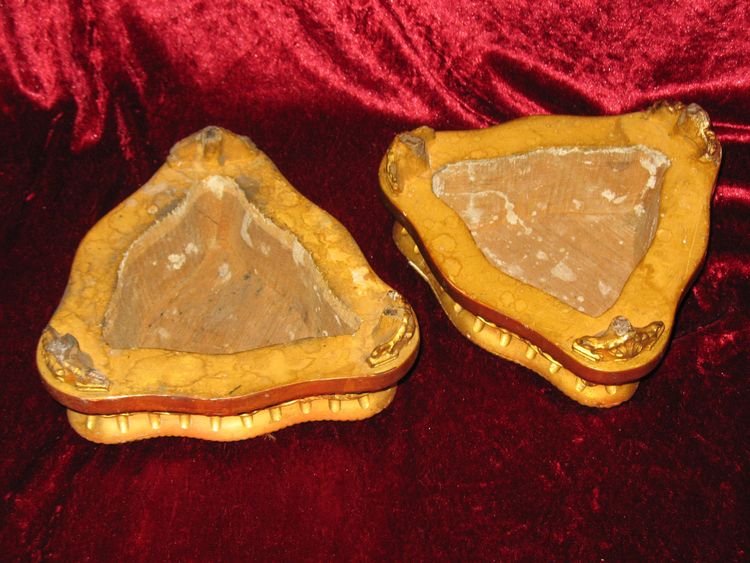 Pair of 18th century gilded wood display bases for candelabras, bronzes, vases...