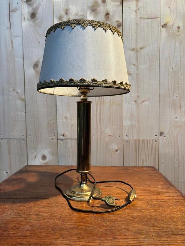 Lampe im Empire-Stil