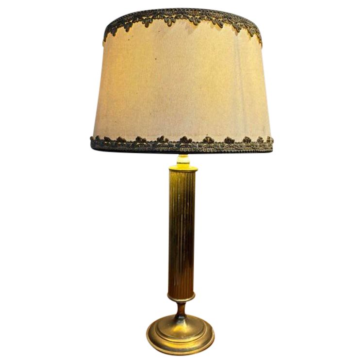 Lampe im Empire-Stil