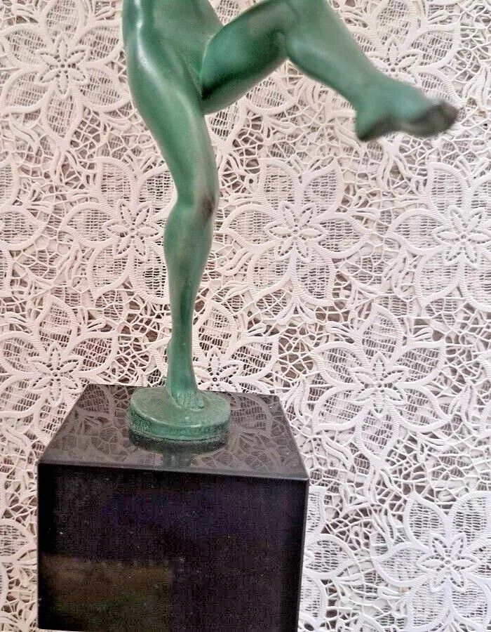 Skulptur aus der Zeit des Art Déco, signiert Marcel-André Bouraine (1886 - 1948), genannt Briand