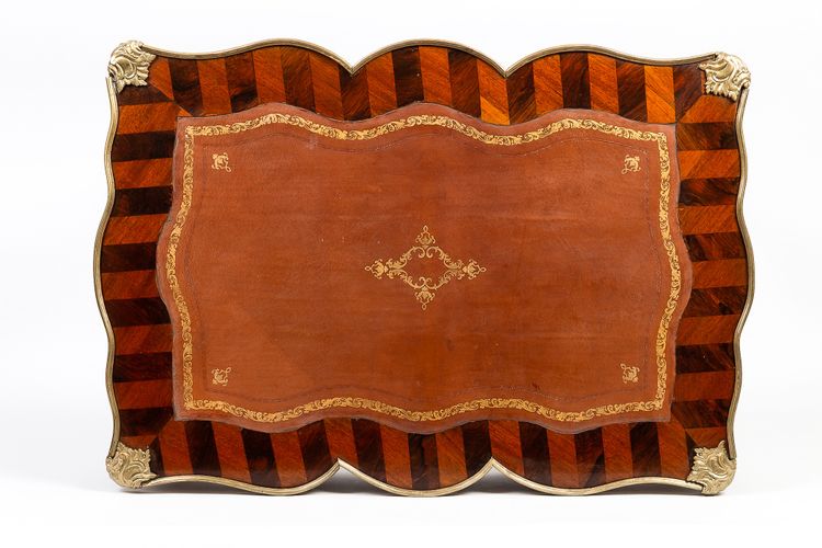 Table à écrire en Palissandre et Bois de Rose époque Napoléon III vers 1850-1870