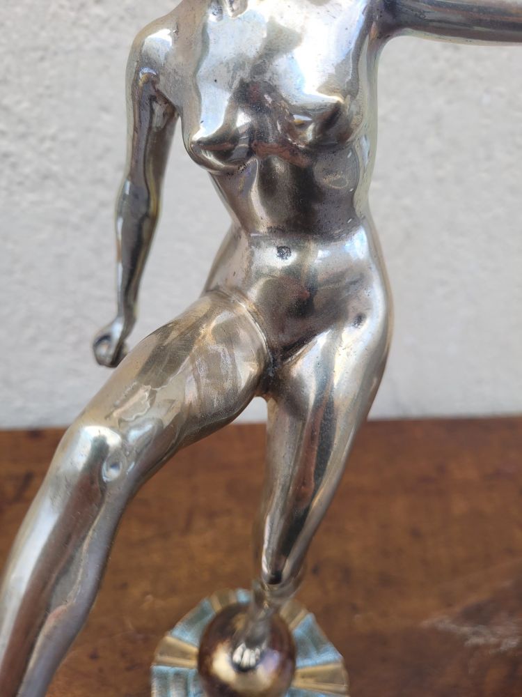 Ballerina da sala da ballo in bronzo argentato, Art Déco, XX secolo