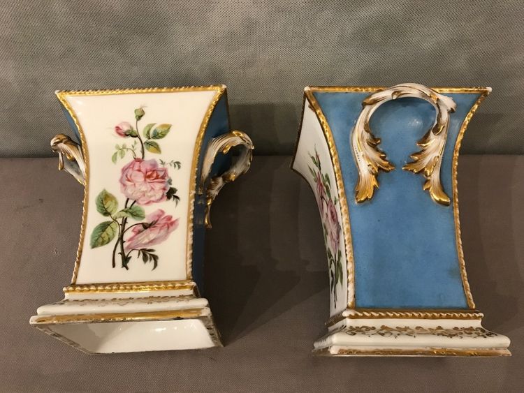 Pair of 19th century Vieux Paris porcelain vases