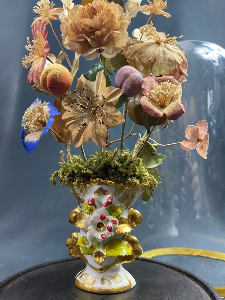 Paire de bouquets de mariés sous globe en verre XIXe Napoléon III