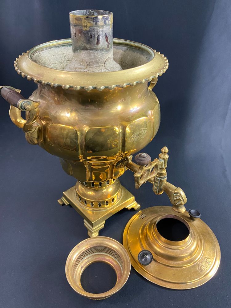 Grand samovar en bronze Moyen-Orient Asie Centrale