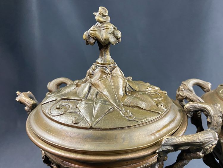 Paire de cassolettes à décor feuillagé bronze sur socle marbre XIXe Napoléon III