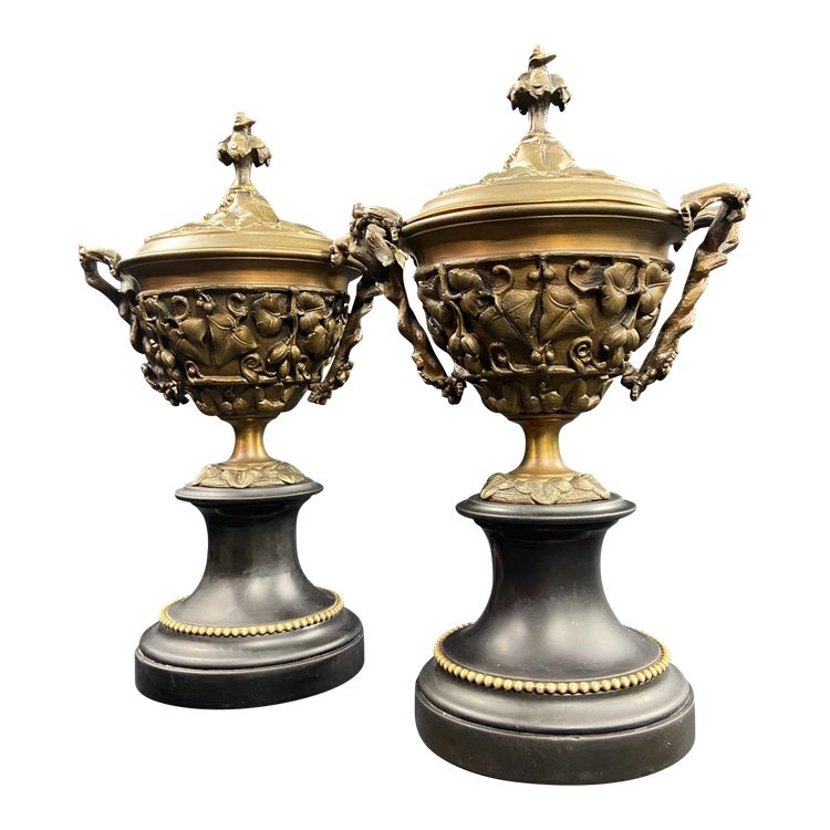 Paire de cassolettes à décor feuillagé bronze sur socle marbre XIXe Napoléon III