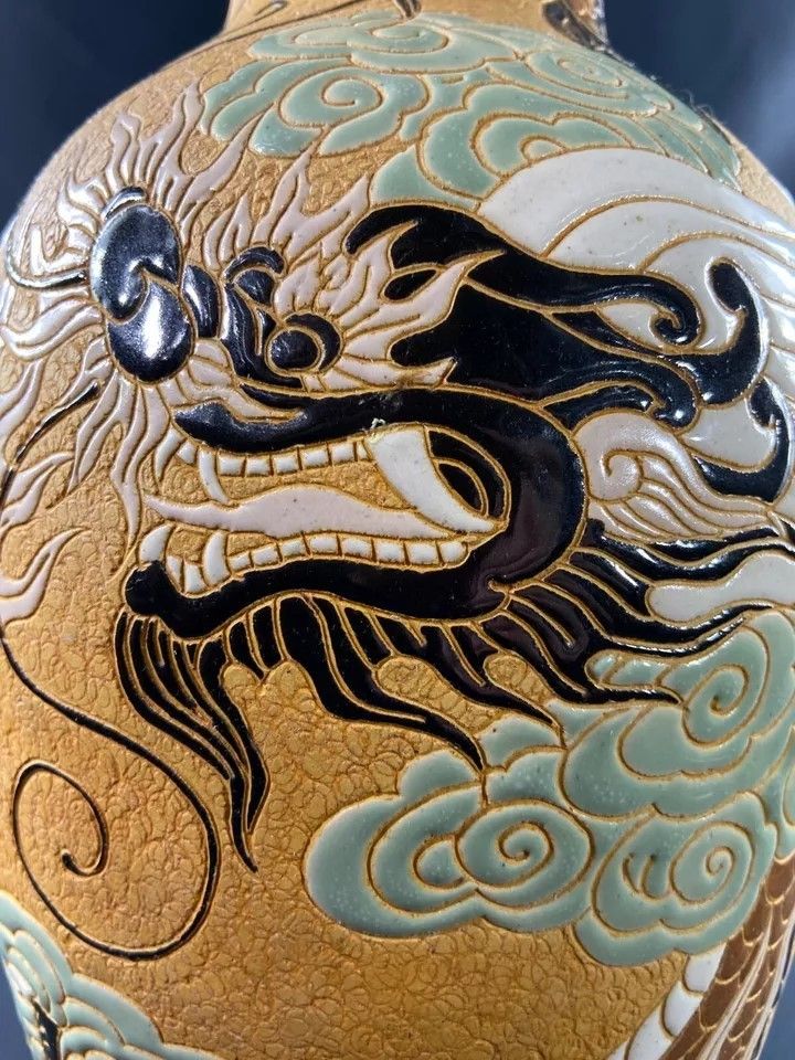 Très grande lampe au dragon sur fond jaune en grès BIEN HOA Vietnam