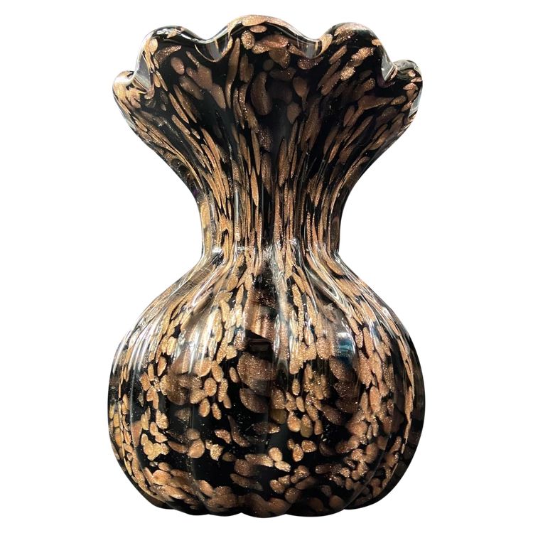 Signierte Vase aus Murano-Kristall Venedig Goldeinschluss auf schwarzem Grund