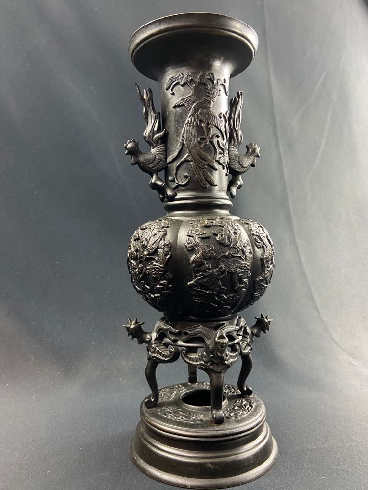 Large 19th century bronze vase with bird design Meiji Japan