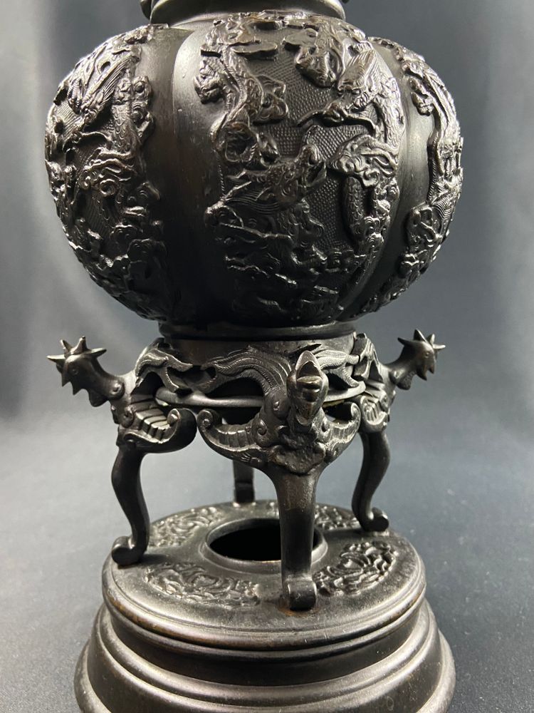 Large 19th century bronze vase with bird design Meiji Japan