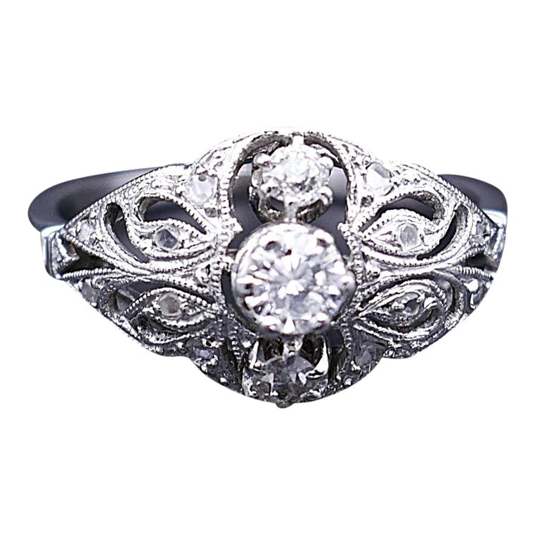 Art Deco 3 Diamond Ring, Gold And Platinum Setting.