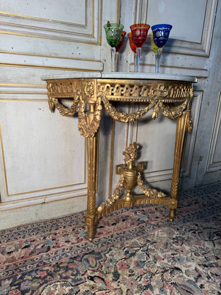 Louis XVI period gilded wood half moon console 18 eme