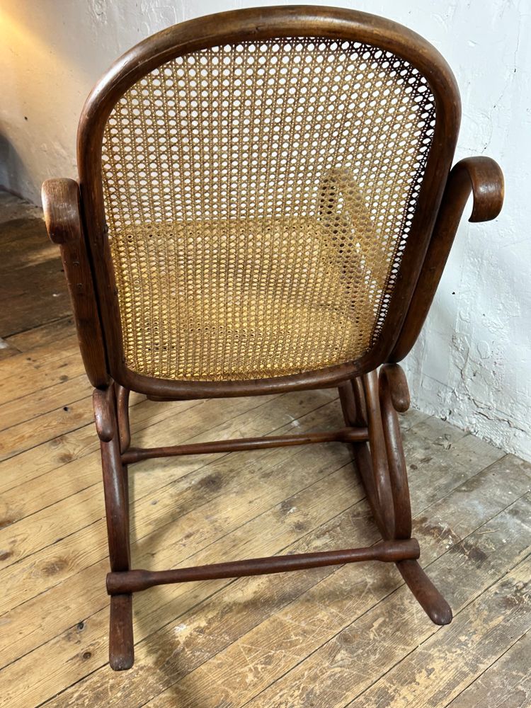 Thonet rocking chair in bentwood and cane 1900s