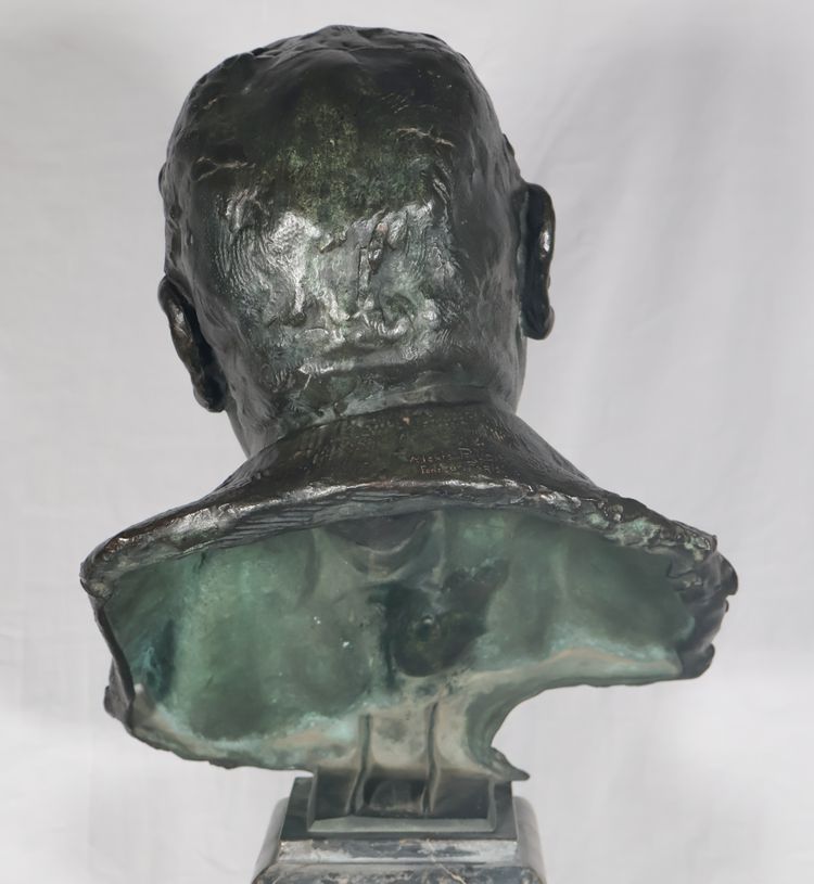 Bronze bust of a man signed by the founder Alexis Rudier