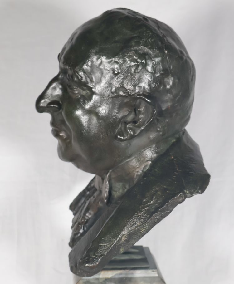 Bronze bust of a man signed by the founder Alexis Rudier