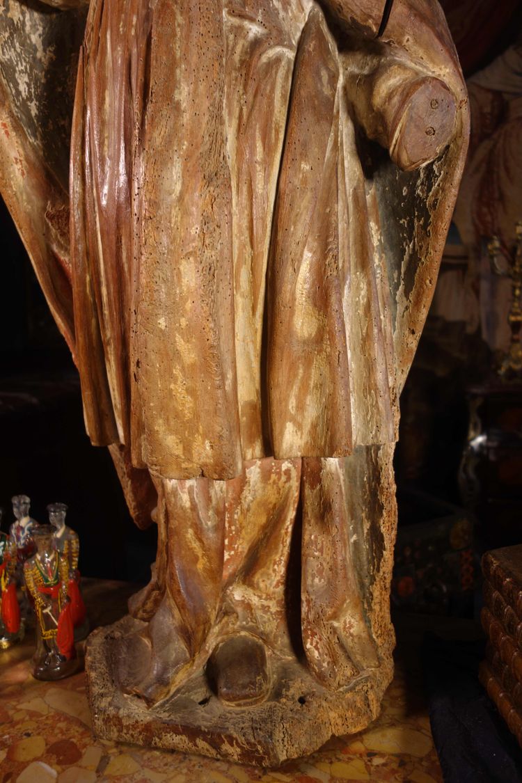 Large, formerly polychrome statue of a bishop