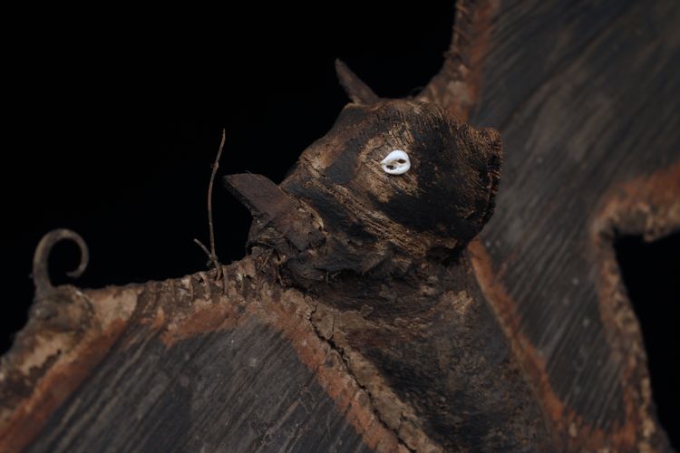 Red bat, tribal art, Oceanian art, bark figure, Papua New Guinea, Oceania