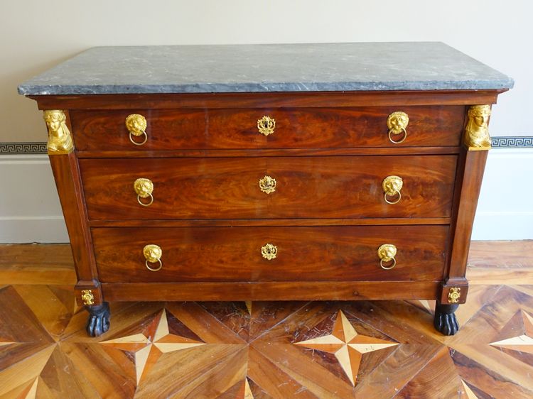 Commode d'époque Consulat en acajou bronze doré au mercure serrure trèfle & marbre bleu Turquin