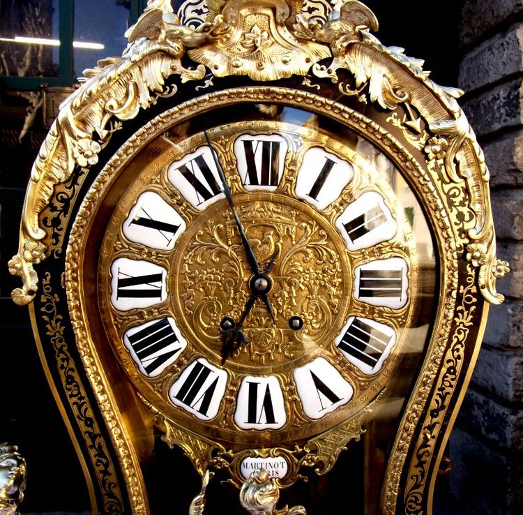 Cartel "aux Têtes enturbannées" in Boulle marquetry and its console, 140 cm