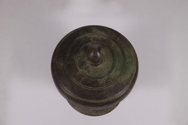 Burmese bronze covered bowl Taungû / Nyaung-yan