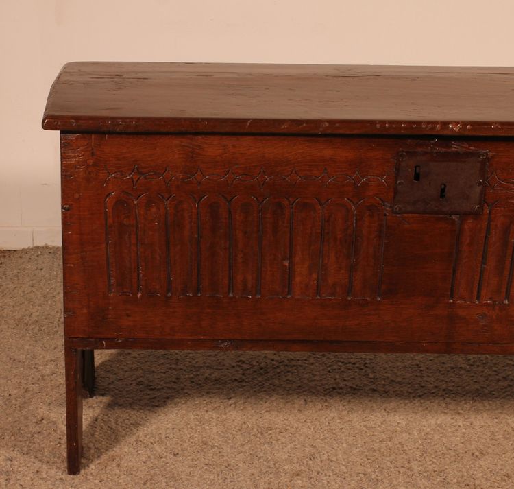 Oak Sabre Chest Or Plank Coffer Circa 1600