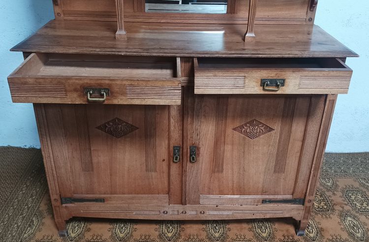 Art Nouveau Art Deco blond walnut sideboard