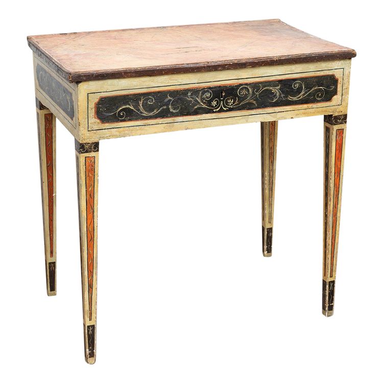 Antique Marchigiana console in lacquered and painted wood. 18th century period.