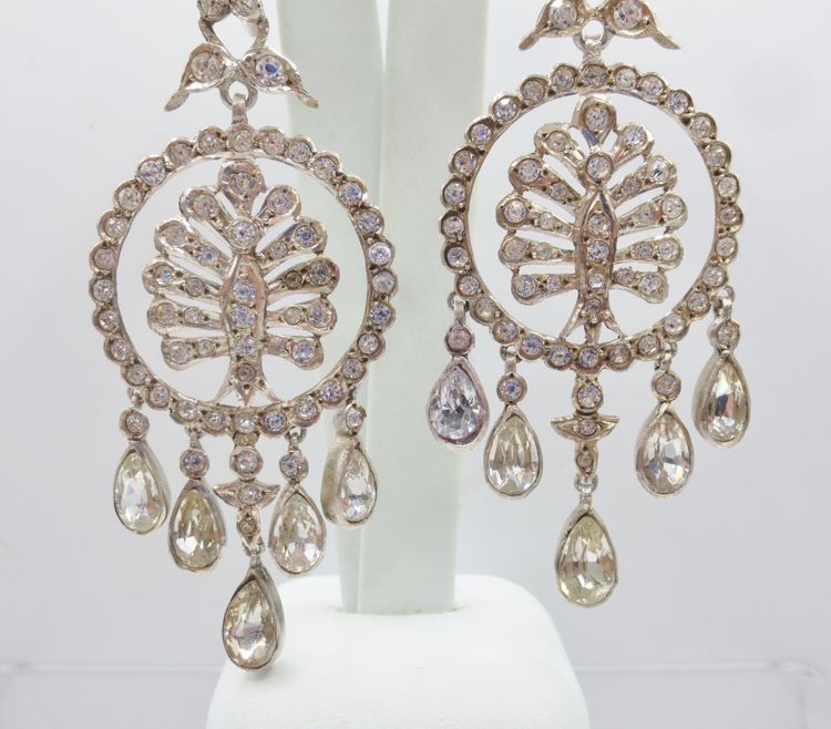 Girandole earrings.