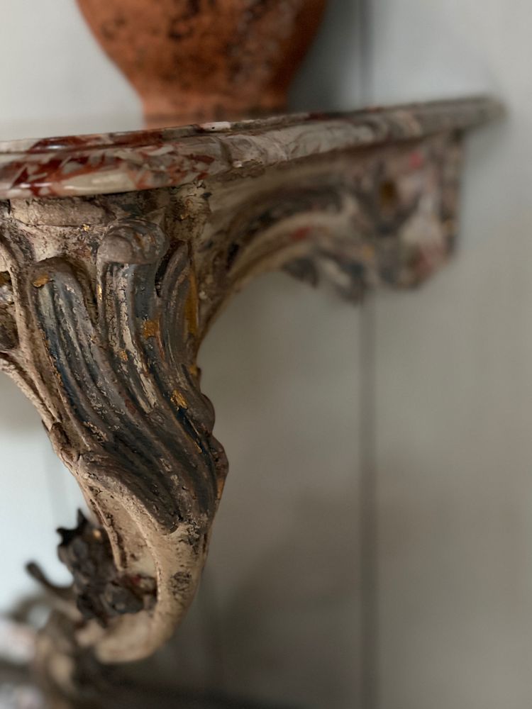 Louis XV console from the 19th century with very nice original marble patina