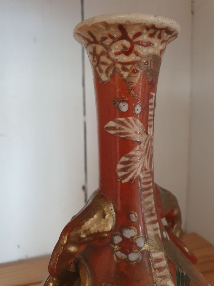 Meiji period Kyoto Satsuma tripod vase 