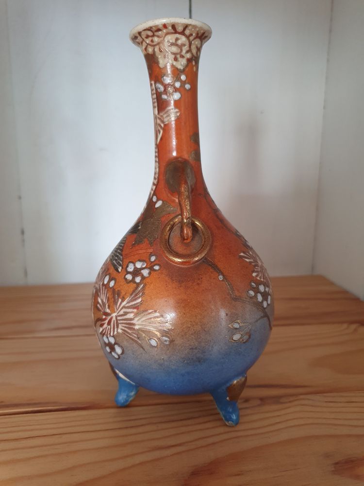 Meiji period Kyoto Satsuma tripod vase 